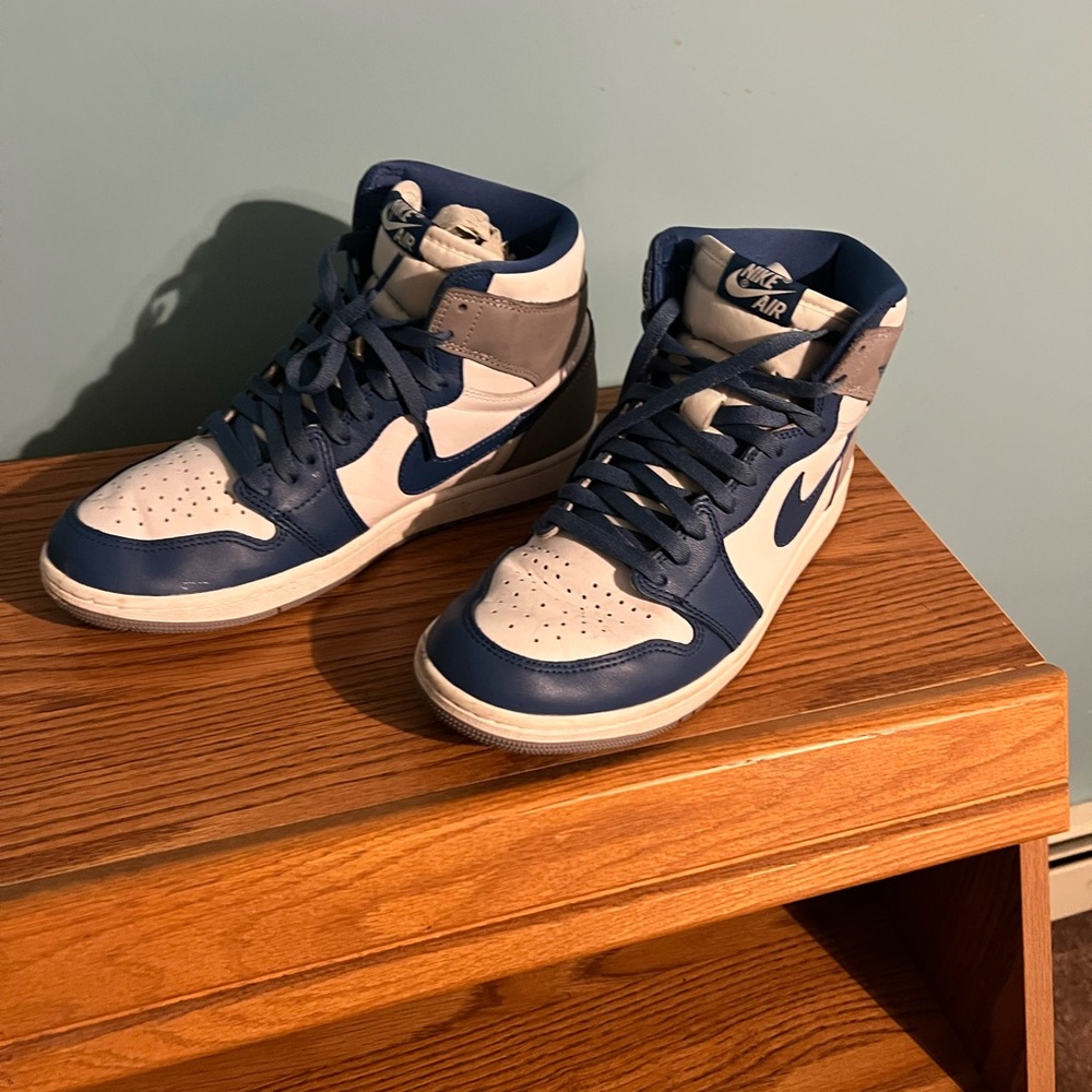Nike Navy and White High-Top Sneakers